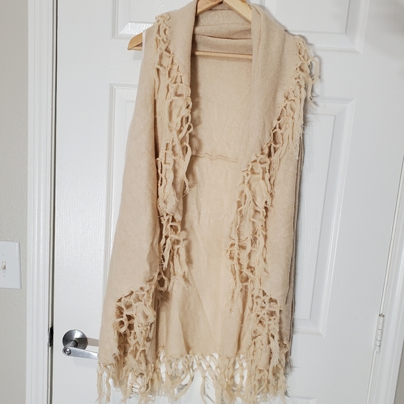 NWT Nude Fringe Vest - Picture 6 of 7